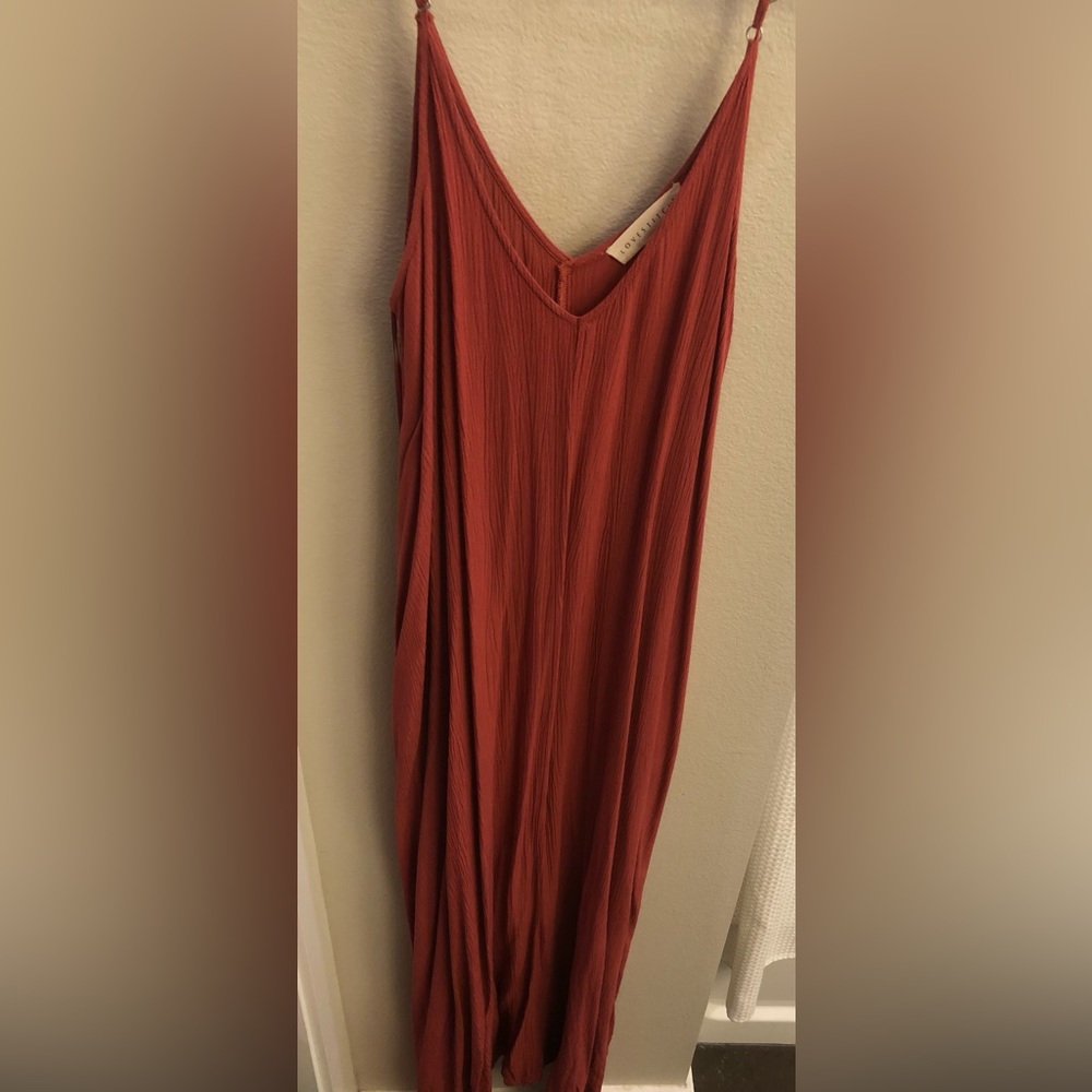 Burnt orange. Maxi dress.